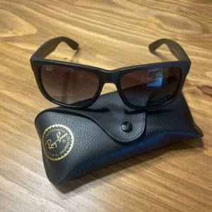 Ray-Ban Justin sunglasses